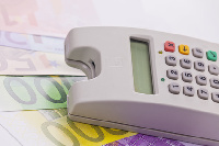 Kreditkarten und Cyber Wallets sicherer als Web-Überweisungen